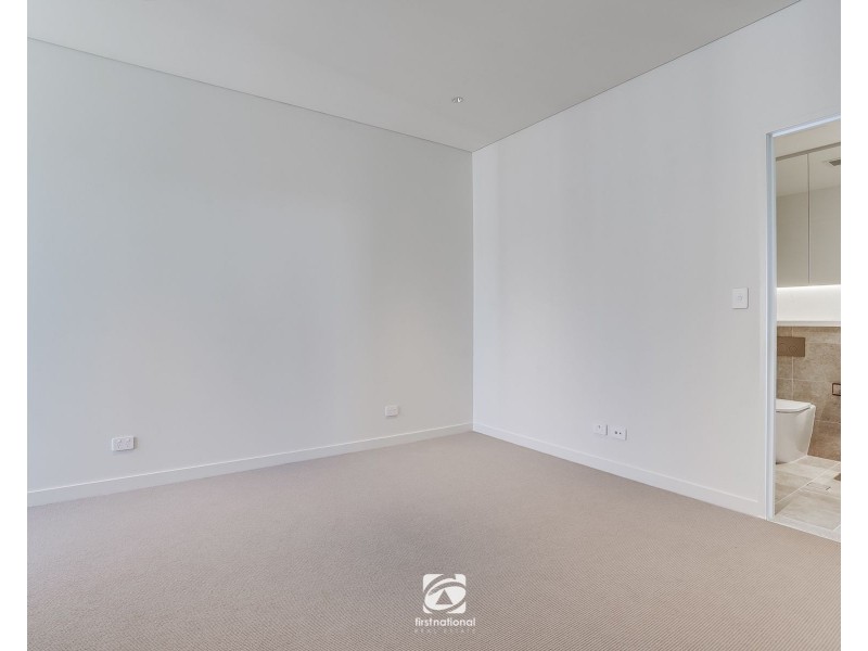 5.04/2 Fordham Way, Oran Park NSW 2570