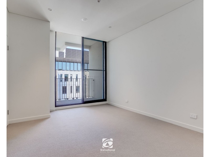 5.04/2 Fordham Way, Oran Park NSW 2570