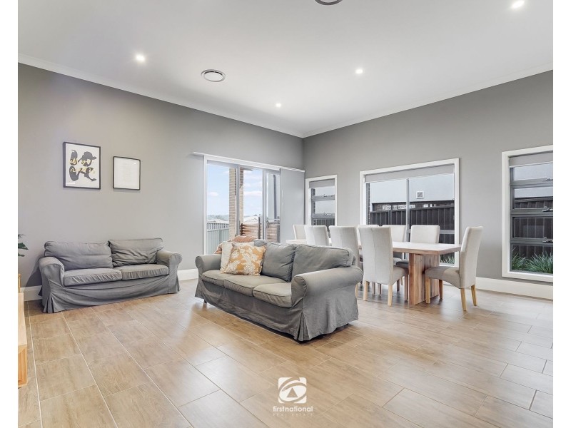 45 Buckingham Loop, Oran Park NSW 2570