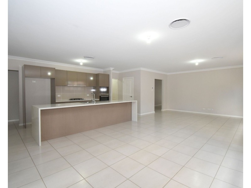 43 Nicholson Parade, Spring Farm NSW 2570