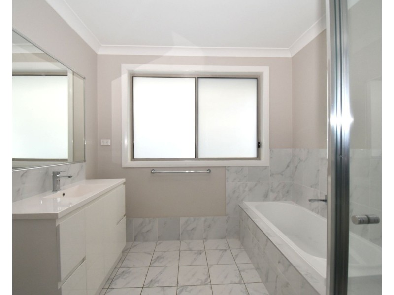 43 Nicholson Parade, Spring Farm NSW 2570