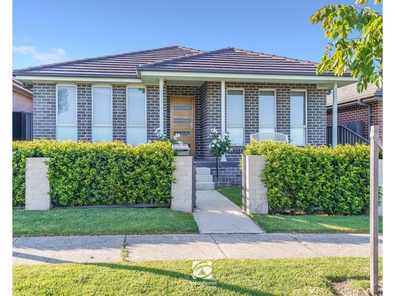 41 Franzman Avenue, Elderslie NSW 2570