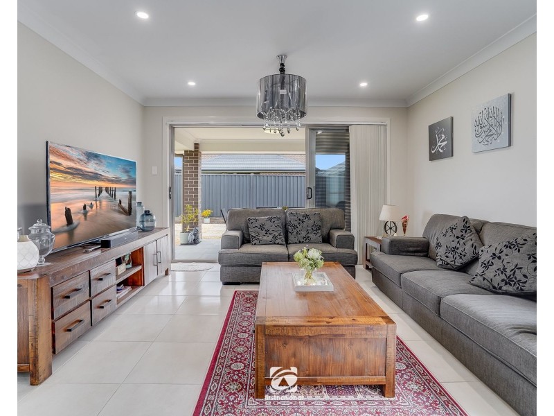 41 Nicholson Parade, Spring Farm NSW 2570