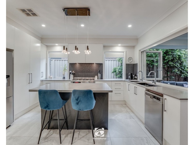 10 Cummins Loop, Harrington Park NSW 2567