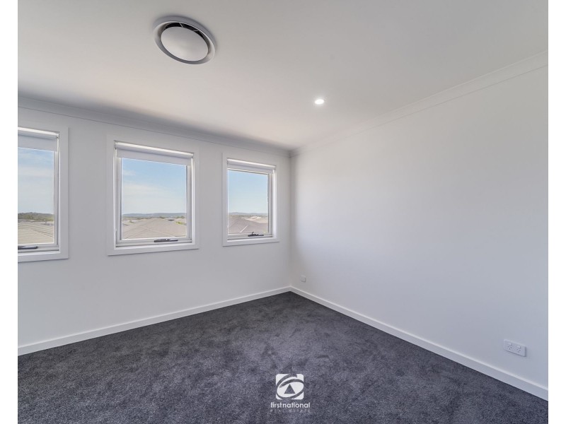 79 Springs Road, Spring Farm NSW 2570