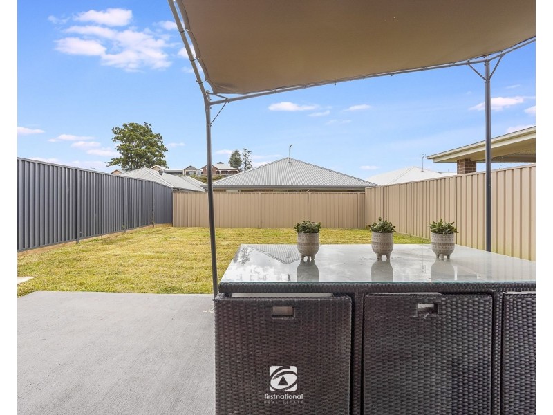 79 Springs Road, Spring Farm NSW 2570