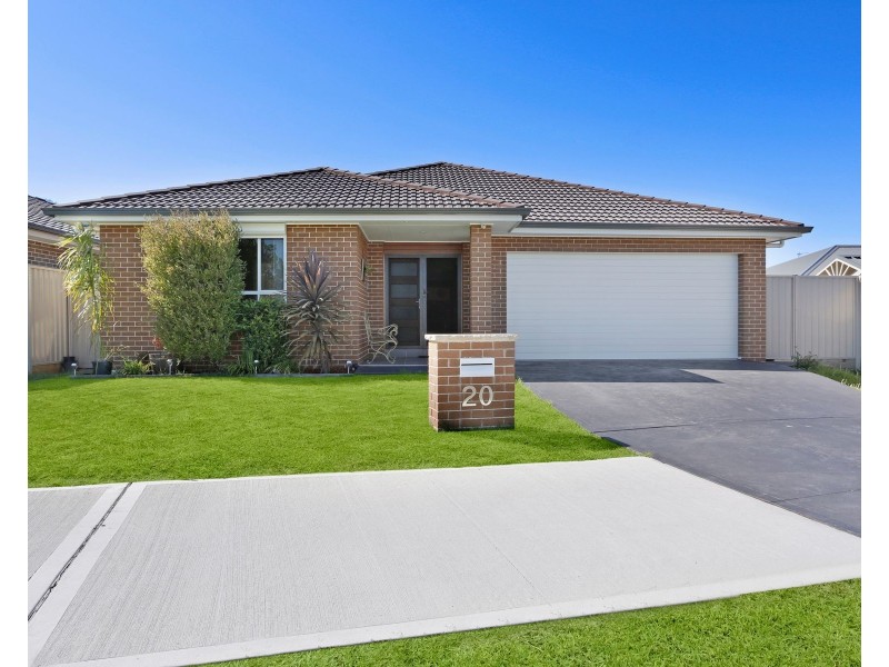 20 Plymouth Boulevard, Spring Farm NSW 2570