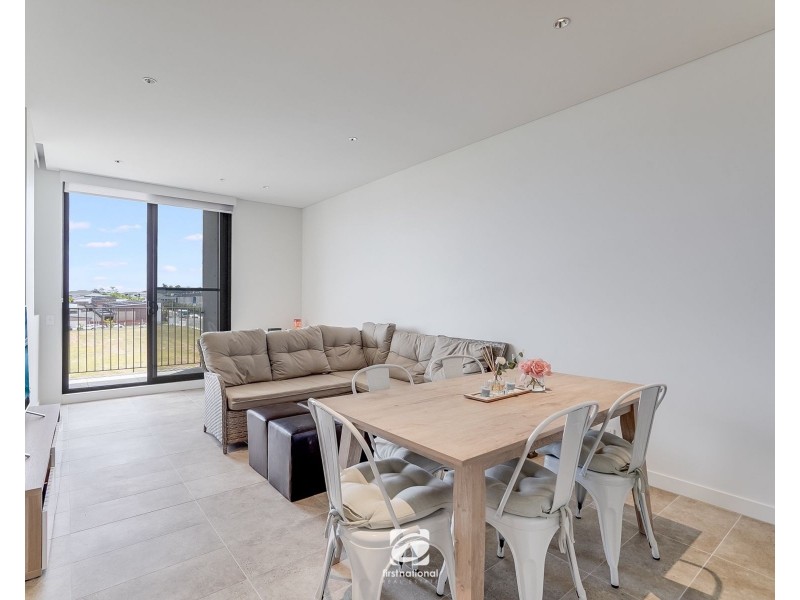 2.01/2 Fordham Way, Oran Park NSW 2570