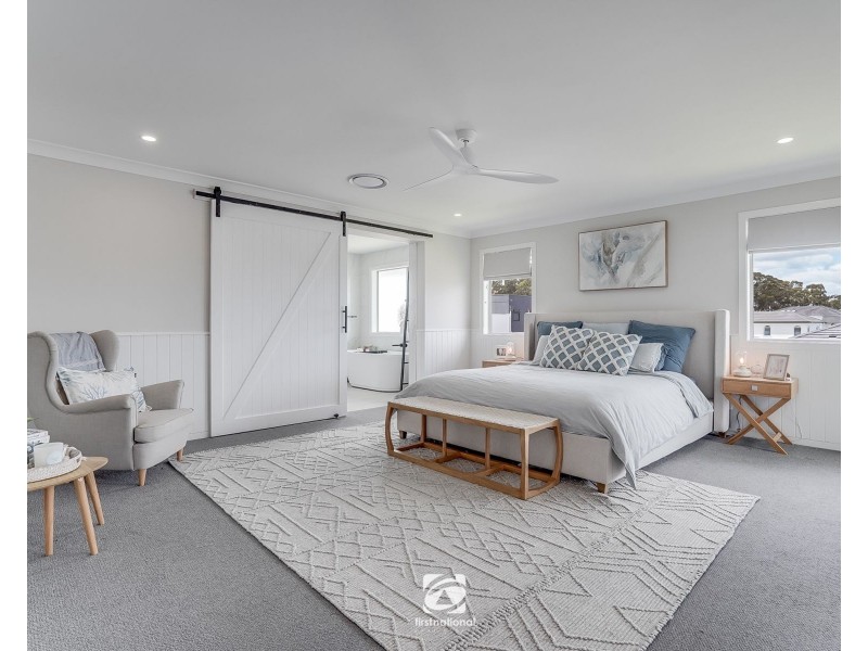 11 Hughes Avenue, Harrington Park NSW 2567