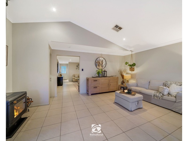 27 Tristania Street, Mount Annan NSW 2567