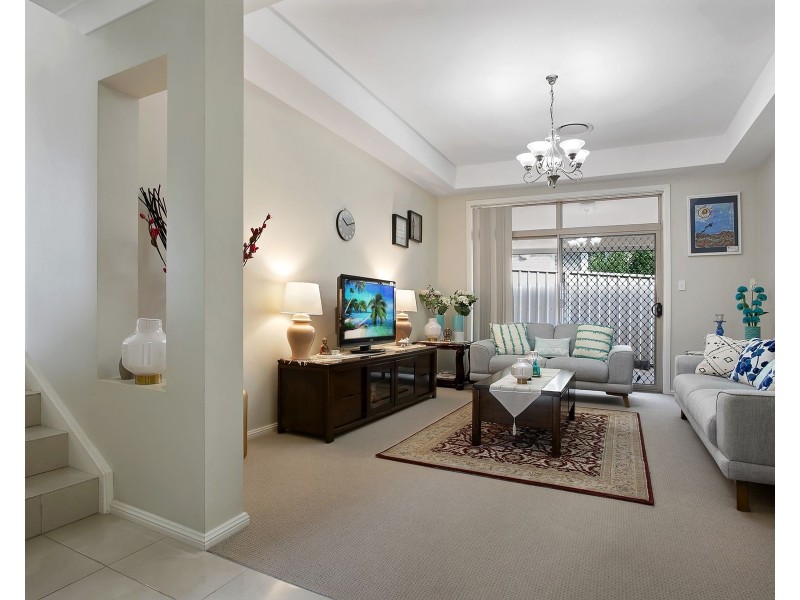 201 Mount Annan Drive, Mount Annan NSW 2567