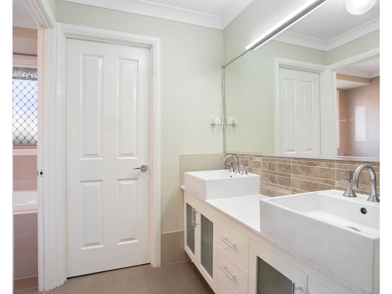 201 Mount Annan Drive, Mount Annan NSW 2567