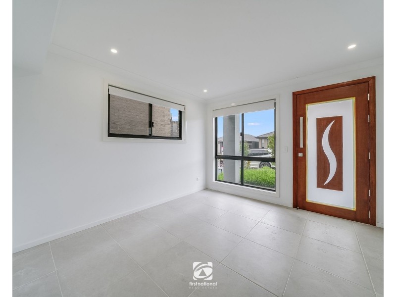 22A Toovey St, Oran Park NSW 2570