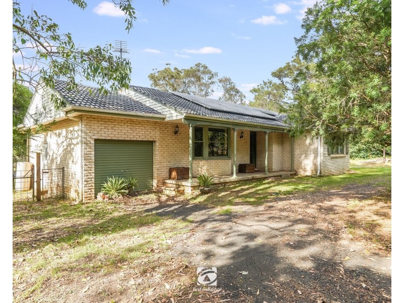 190 Georges River Road, Kentlyn NSW 2560