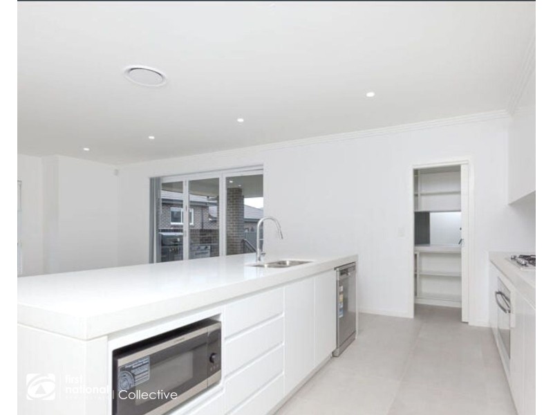 35 Chamberlain Way ( Harrington Grove), Harrington Park NSW 2567