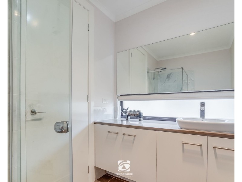 2 Longhurst Street, Oran Park NSW 2570