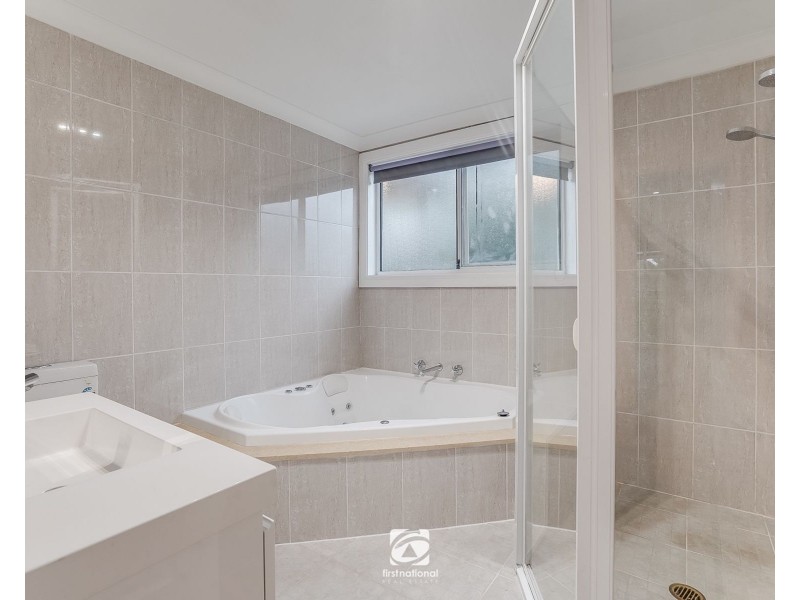 31 Berallier Drive, Camden South NSW 2570