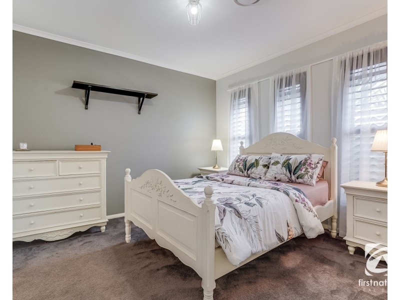 7 Finch Place, Gregory Hills NSW 2557