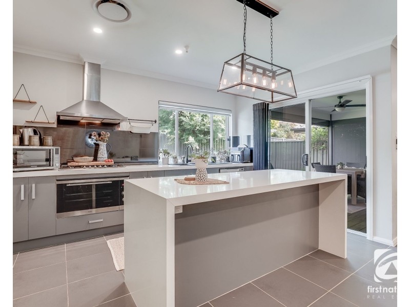 7 Finch Place, Gregory Hills NSW 2557
