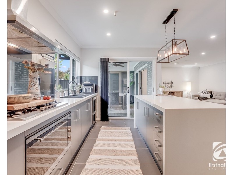 7 Finch Place, Gregory Hills NSW 2557