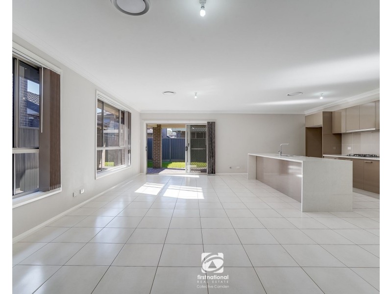 43 Nicholson Parade, Spring Farm NSW 2570