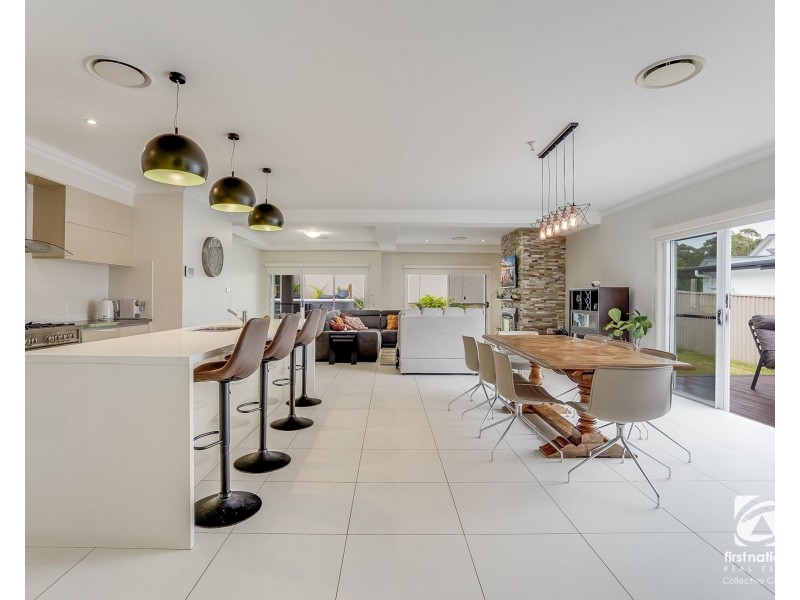 18 Hawthorne Circuit (Harrington Grove), Harrington Park NSW 2567