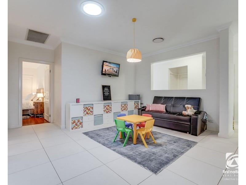 18 Hawthorne Circuit (Harrington Grove), Harrington Park NSW 2567