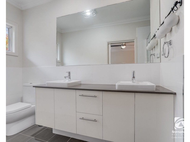 18 Hawthorne Circuit (Harrington Grove), Harrington Park NSW 2567