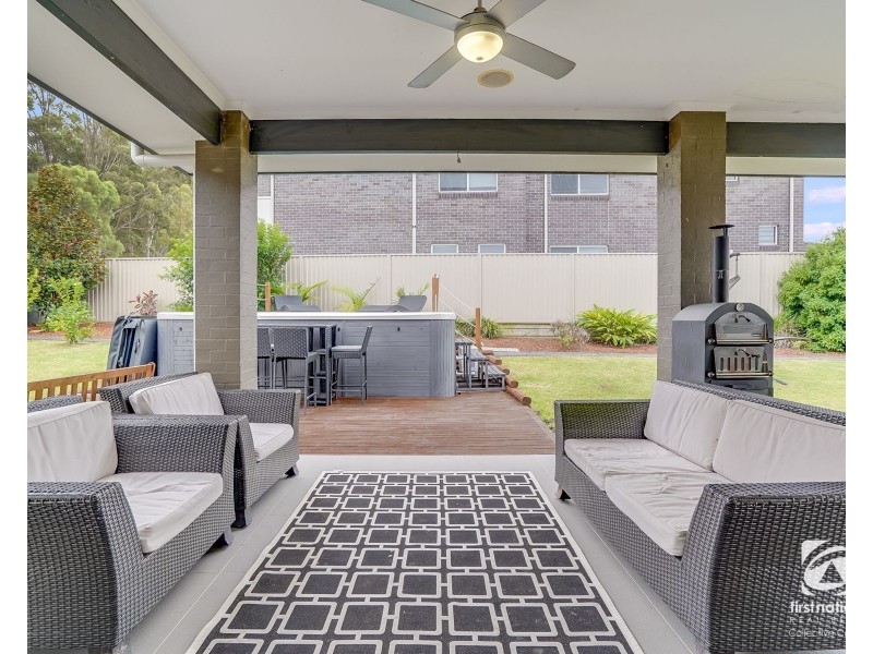 18 Hawthorne Circuit (Harrington Grove), Harrington Park NSW 2567