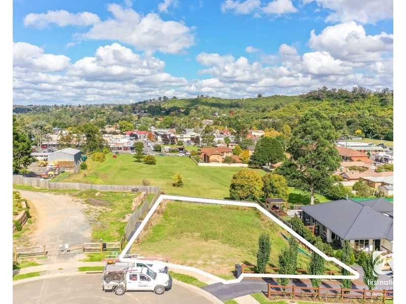 54 Eliza Place (Vault Hill), Picton NSW 2571