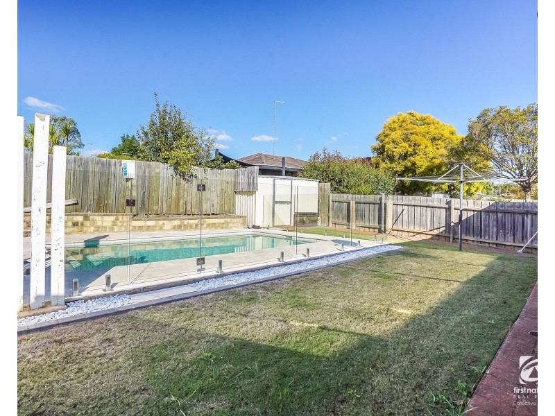 5 Joan Place, Currans Hill NSW 2567