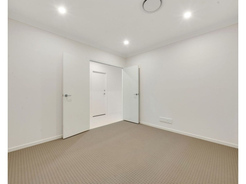 49 Kingsman Avenue, Elderslie NSW 2570