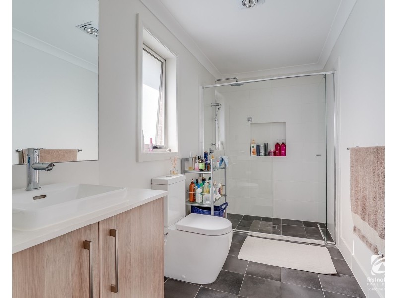 13 Potts Street, Oran Park NSW 2570