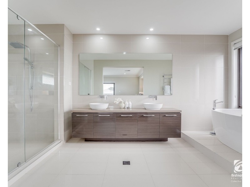 2 Dalton Terrace (Harrington Grove), Harrington Park NSW 2567