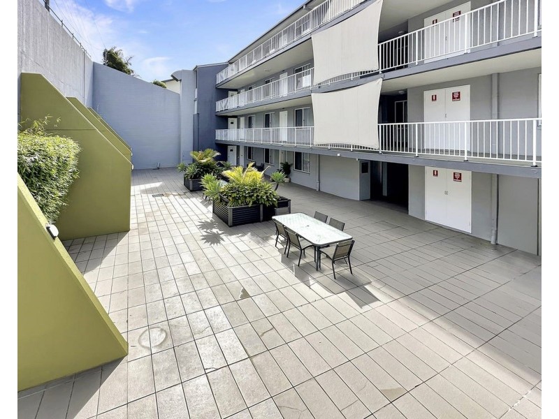 16-18 Ocean View Avenue, Merimbula NSW 2548