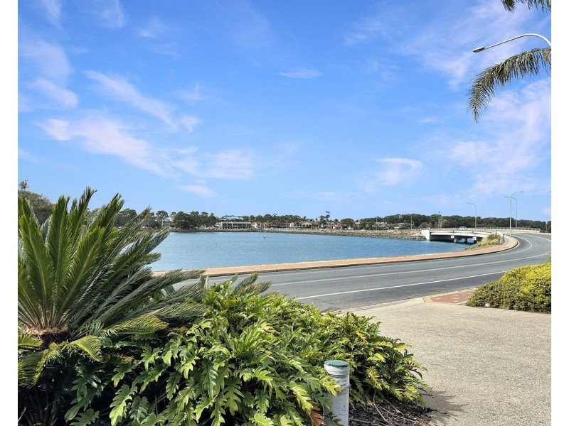 16-18 Ocean View Avenue, Merimbula NSW 2548