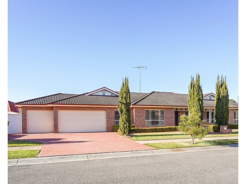 1 Chiltern Place, Harrington Park NSW 2567