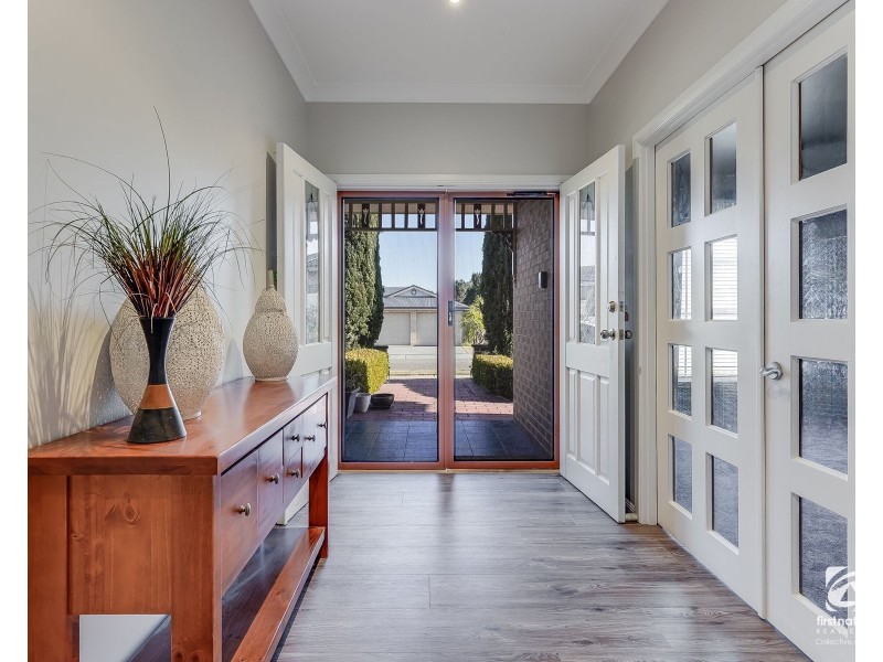 1 Chiltern Place, Harrington Park NSW 2567