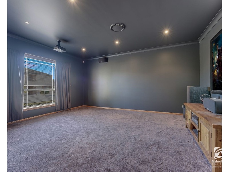 1 Chiltern Place, Harrington Park NSW 2567