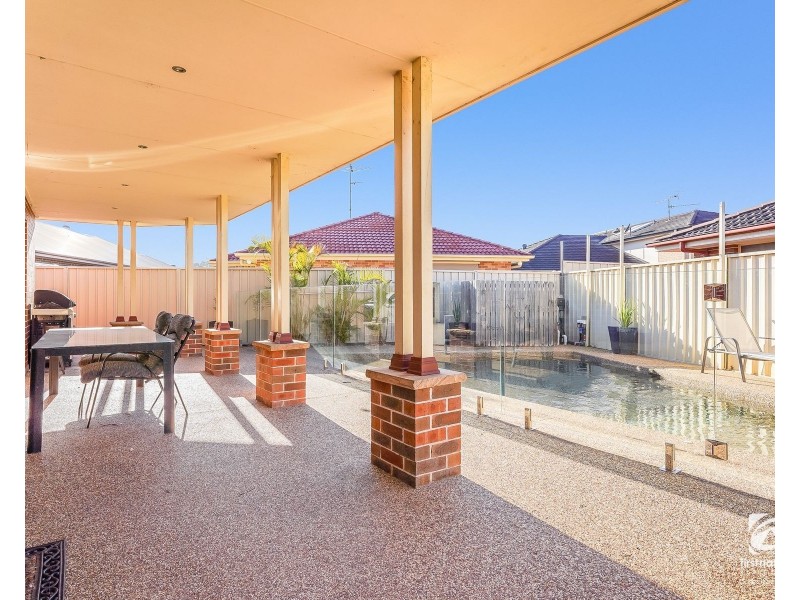 1 Chiltern Place, Harrington Park NSW 2567