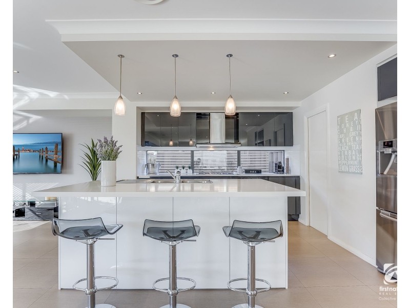 18 Carter Street, Oran Park NSW 2570