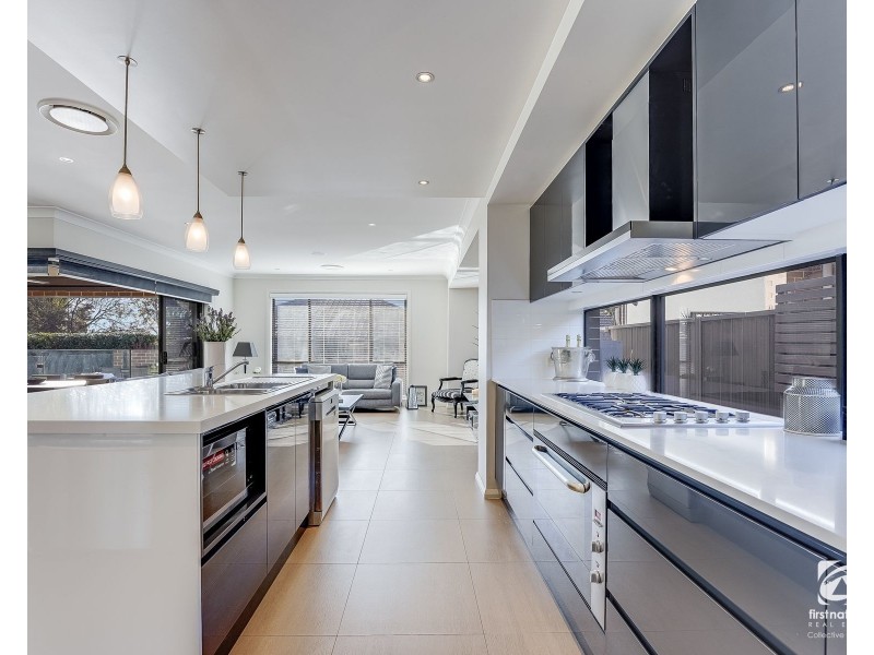 18 Carter Street, Oran Park NSW 2570