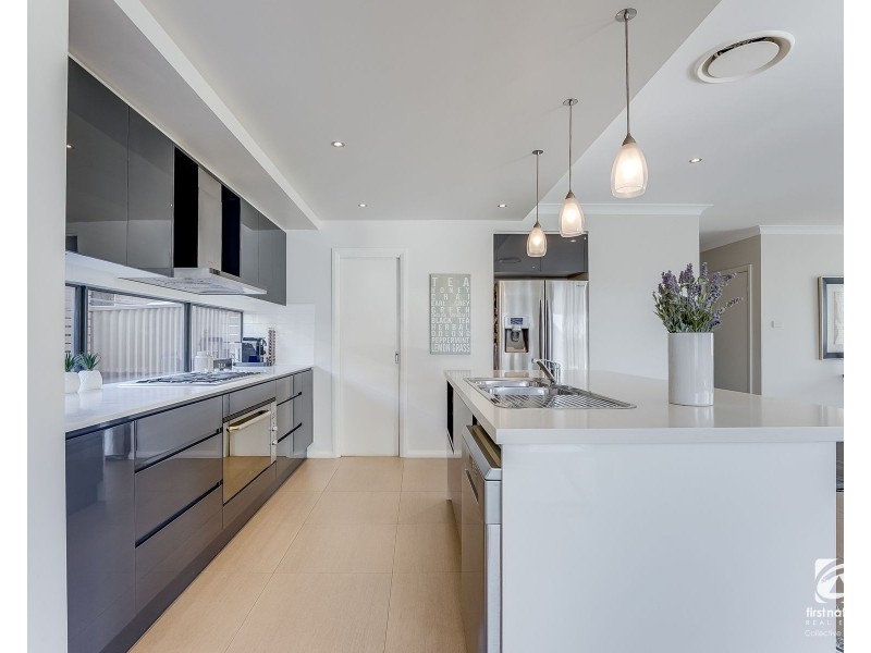 18 Carter Street, Oran Park NSW 2570