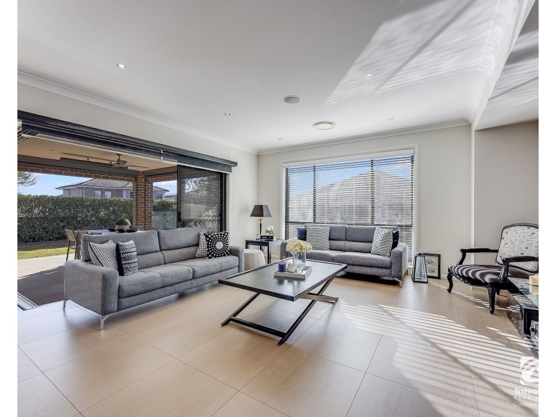 18 Carter Street, Oran Park NSW 2570