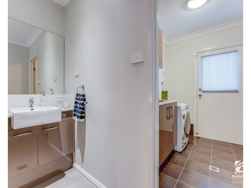 18 Carter Street, Oran Park NSW 2570