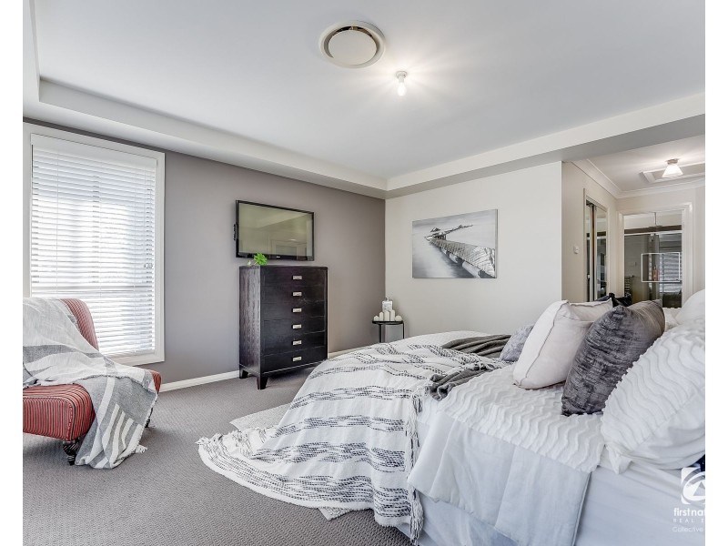 18 Carter Street, Oran Park NSW 2570