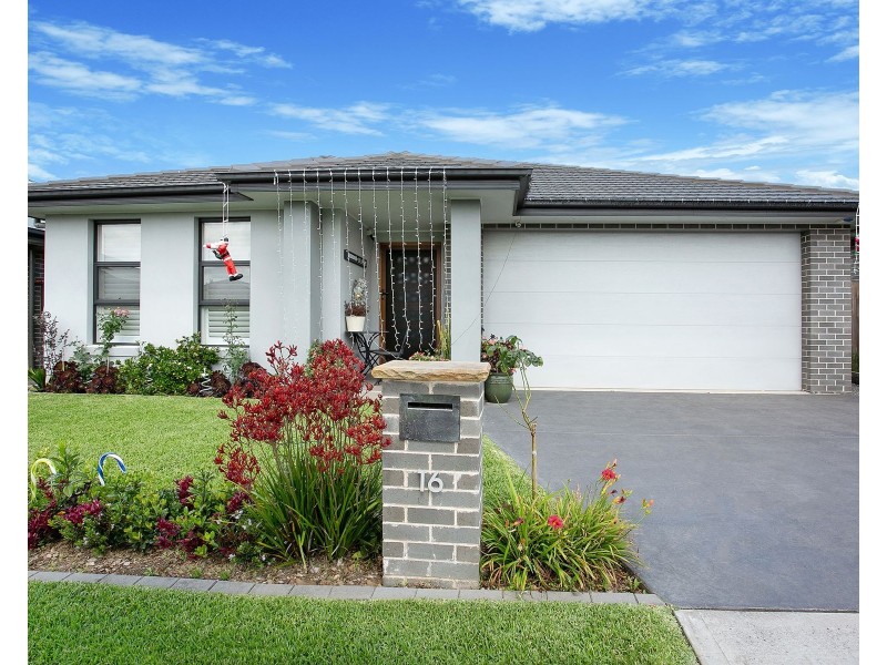 16 Hinton Loop, Oran Park NSW 2570