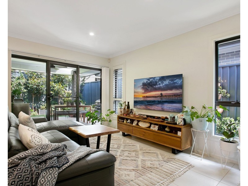 16 Hinton Loop, Oran Park NSW 2570