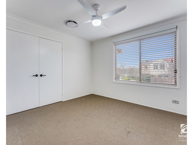 2 Parkside Court, Currans Hill NSW 2567