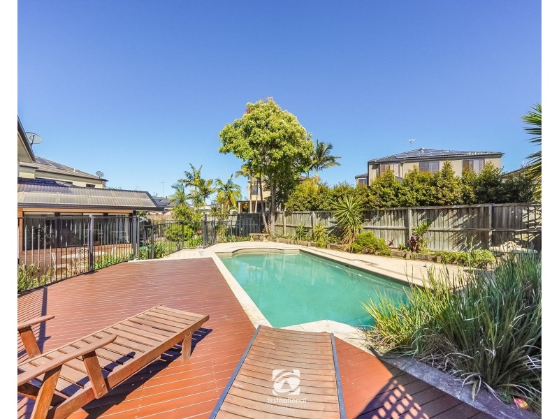 7 Glenrowan Drive, Harrington Park NSW 2567